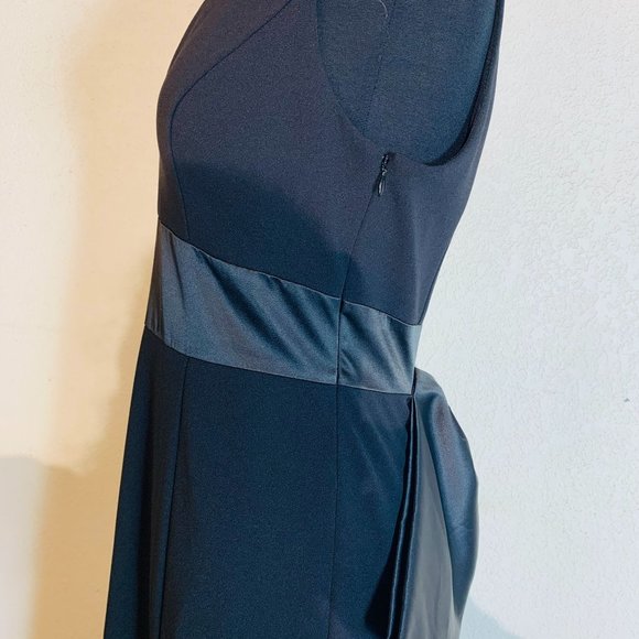Adrianna Papell Women's Dress Size 2 Black Crepe Satin Bow Back Long Gown 6 - Picture 6 of 10